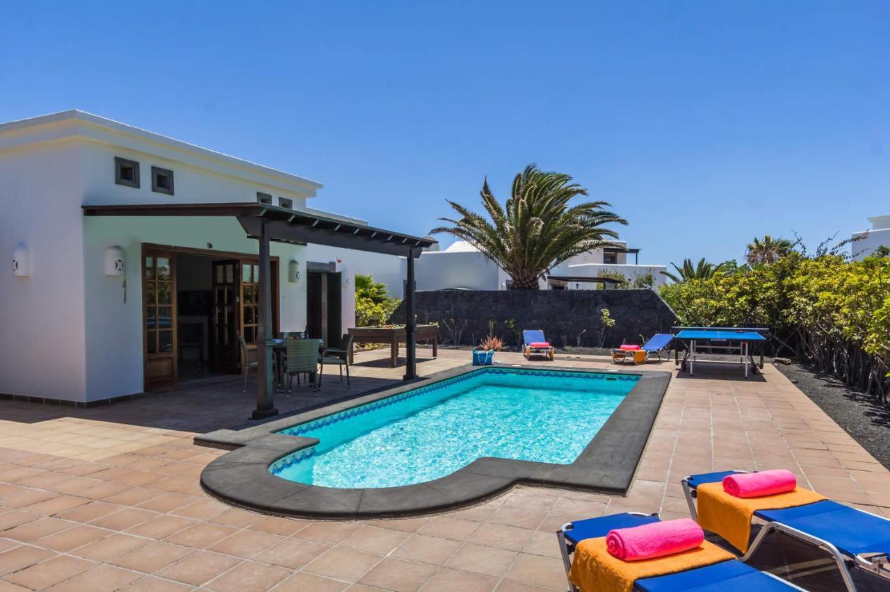 Villa Victoria Luz By Villa Plus Playa Blanca  Exterior photo